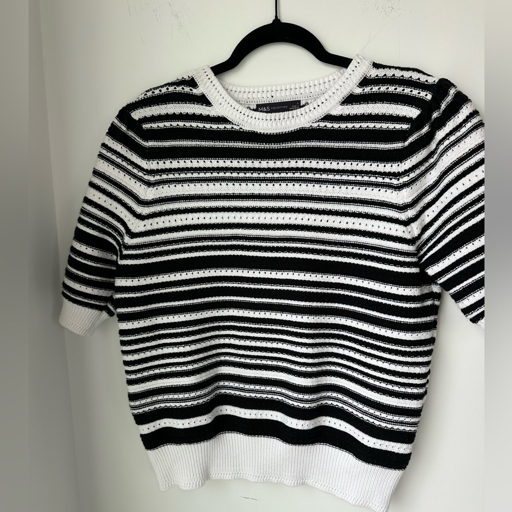 Marks & Spencer Black and White Sweater Women Large